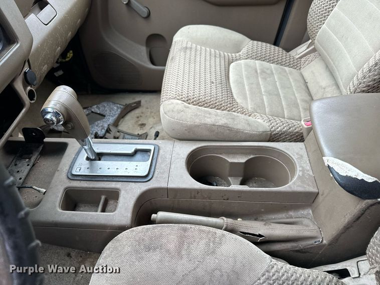 image for item NI9774 2005 Nissan Frontier  King Cab pickup truck