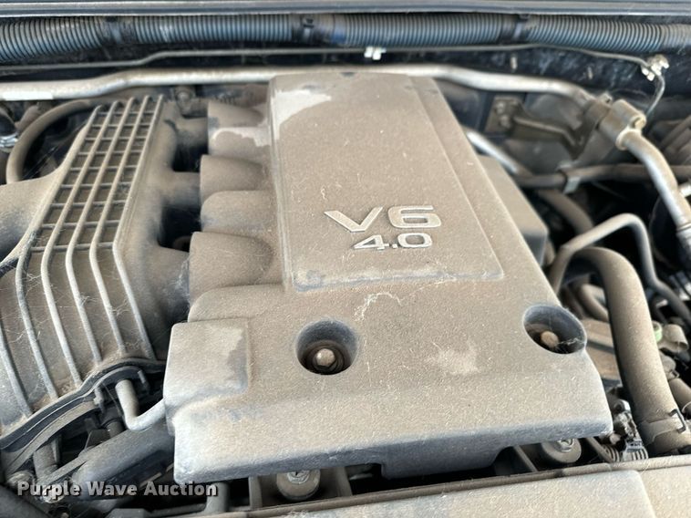 image for item NI9774 2005 Nissan Frontier  King Cab pickup truck