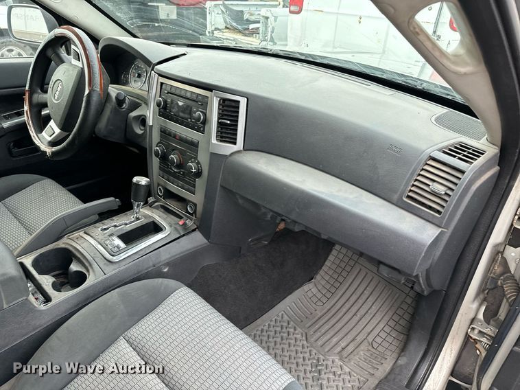 image for item NI9776 2008 Jeep Grand Cherokee Laredo SUV