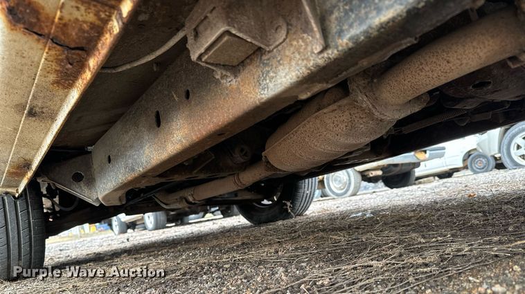 image for item NI9777 2000 Nissan Frontier  pickup truck