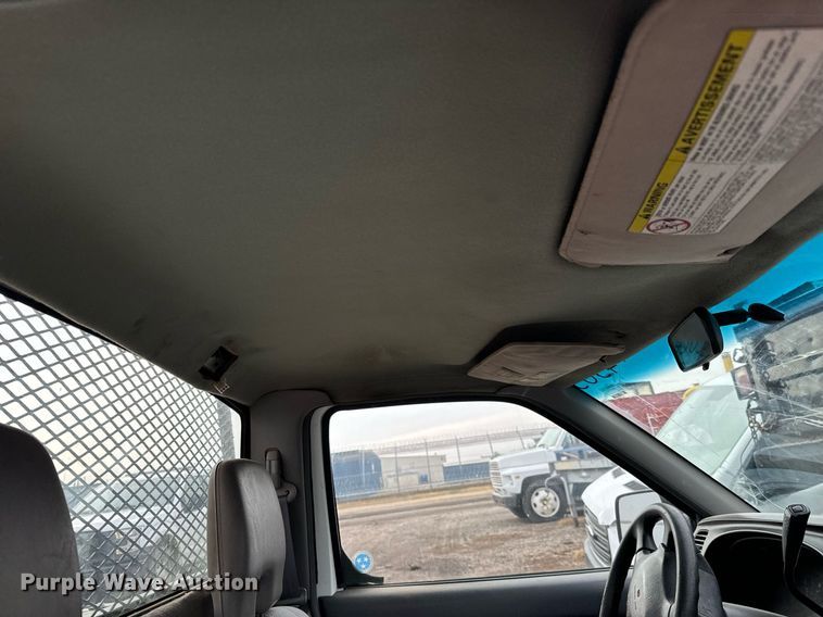 image for item NI9777 2000 Nissan Frontier  pickup truck