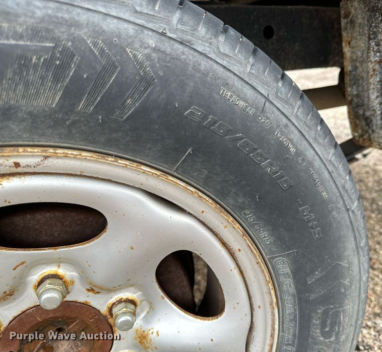 image for item NI9777 2000 Nissan Frontier  pickup truck