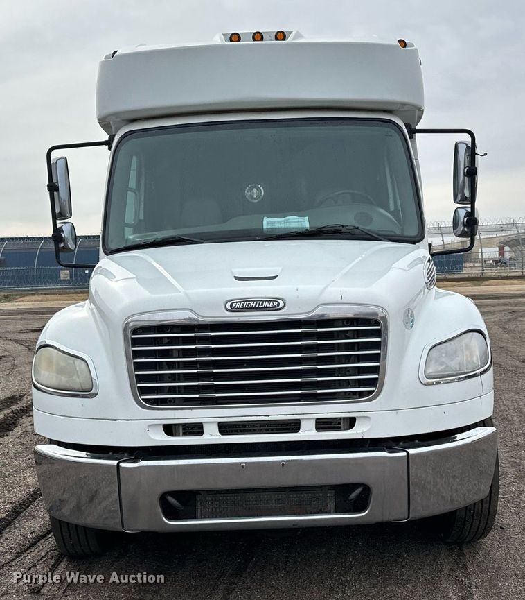 image for item NI9778 2008 Freightliner Business Class M2 inmate transport bus