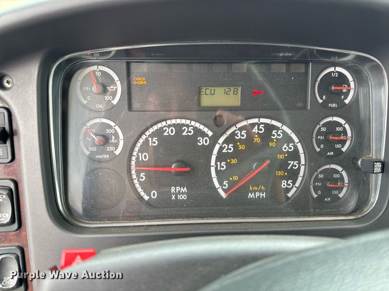 image for item NI9778 2008 Freightliner Business Class M2 inmate transport bus