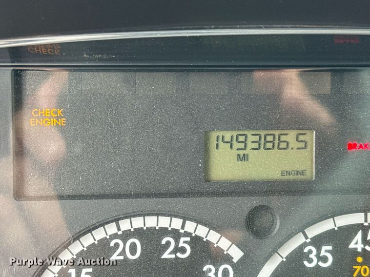 image for item NI9778 2008 Freightliner Business Class M2 inmate transport bus