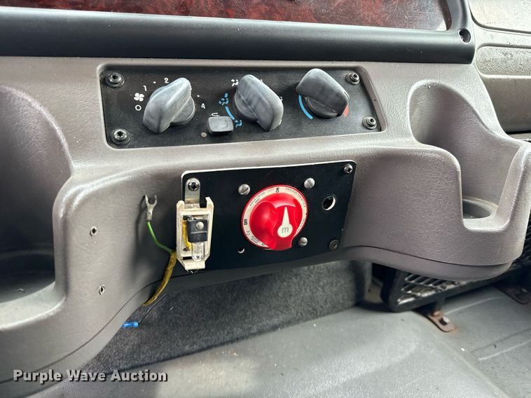 image for item NI9778 2008 Freightliner Business Class M2 inmate transport bus