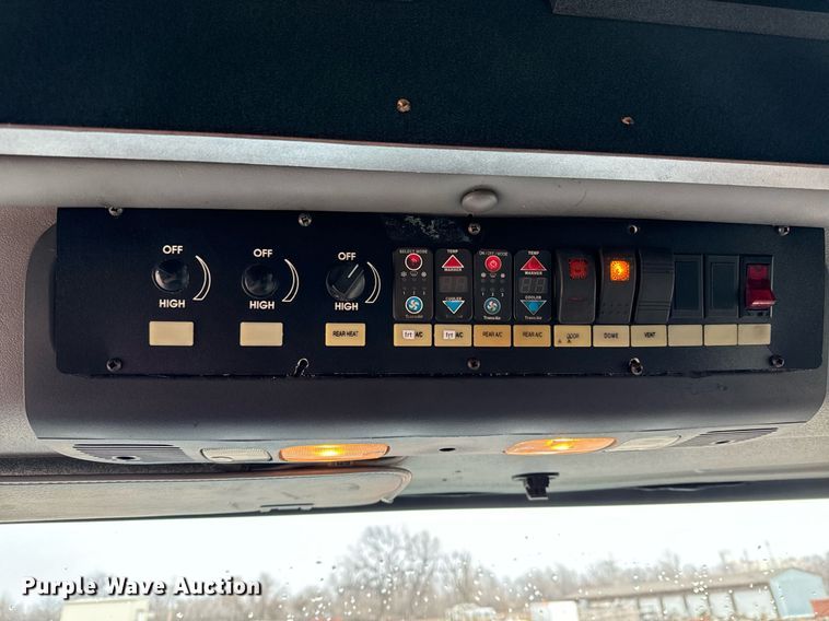 image for item NI9778 2008 Freightliner Business Class M2 inmate transport bus