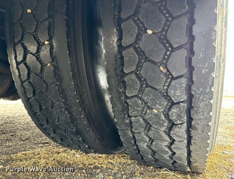 image for item NI9778 2008 Freightliner Business Class M2 inmate transport bus