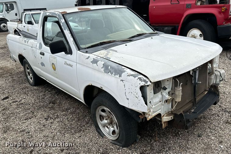 image for item NI9782 2000 Nissan Frontier  pickup truck