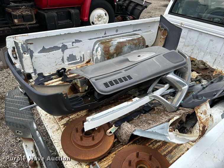 image for item NI9782 2000 Nissan Frontier  pickup truck