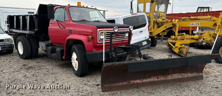 image for item NI9783 1977 Chevrolet C60 dump truck