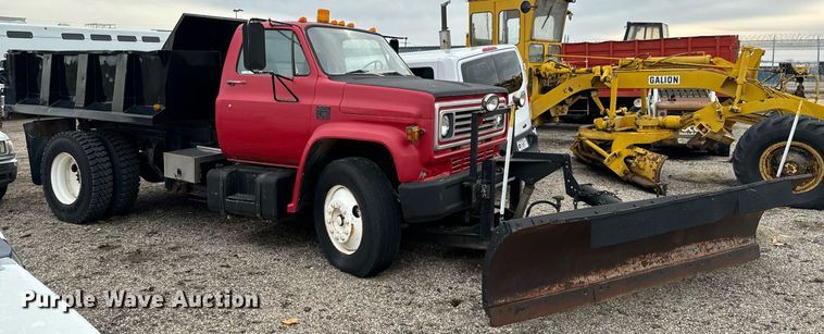 image for item NI9783 1977 Chevrolet C60 dump truck