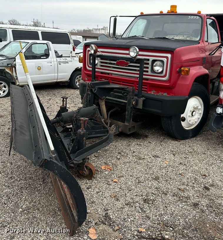 image for item NI9783 1977 Chevrolet C60 dump truck