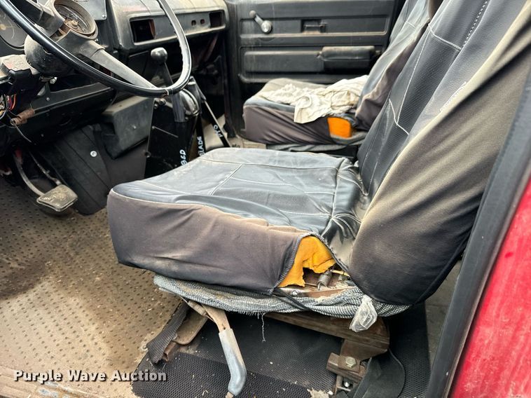 image for item NI9783 1977 Chevrolet C60 dump truck