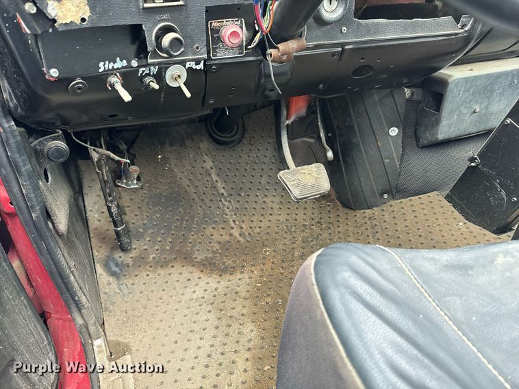 image for item NI9783 1977 Chevrolet C60 dump truck