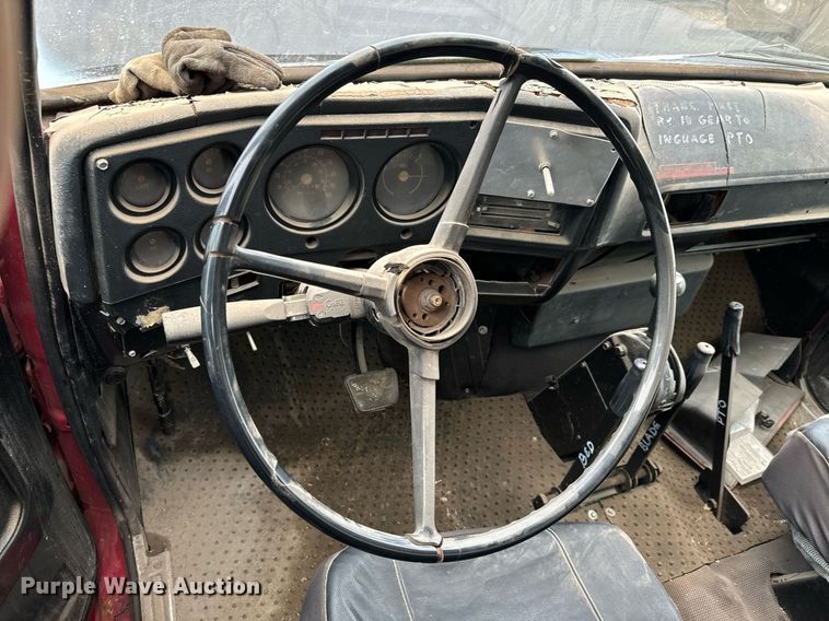 image for item NI9783 1977 Chevrolet C60 dump truck