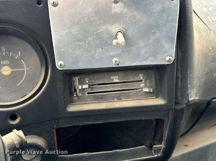 image for item NI9783 1977 Chevrolet C60 dump truck