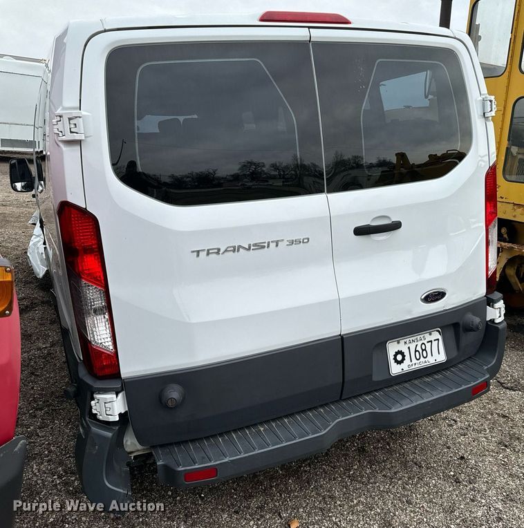 image for item NI9784 2015 Ford Transit 350 van