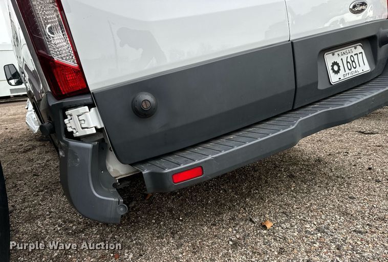 image for item NI9784 2015 Ford Transit 350 van