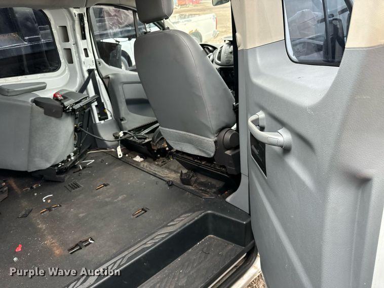 image for item NI9784 2015 Ford Transit 350 van