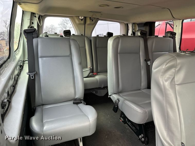 image for item NI9784 2015 Ford Transit 350 van