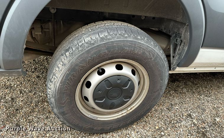 image for item NI9784 2015 Ford Transit 350 van