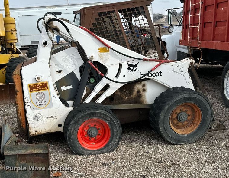 image for item NI9786 1999 Bobcat 873 skid steer loader
