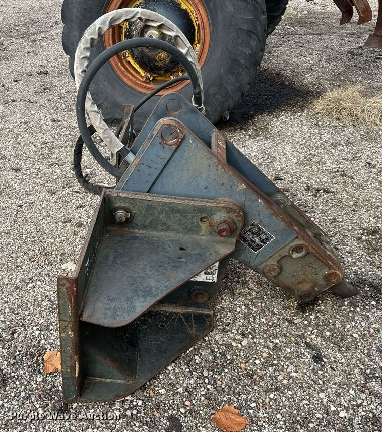 image for item NI9786 1999 Bobcat 873 skid steer loader