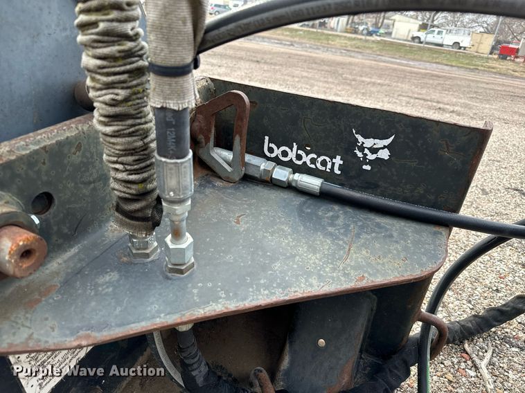 image for item NI9786 1999 Bobcat 873 skid steer loader