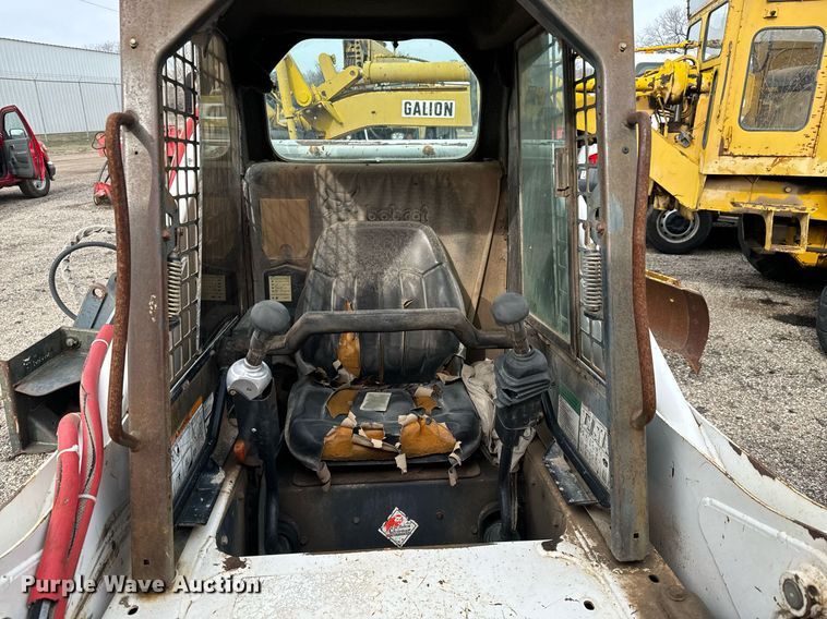 image for item NI9786 1999 Bobcat 873 skid steer loader