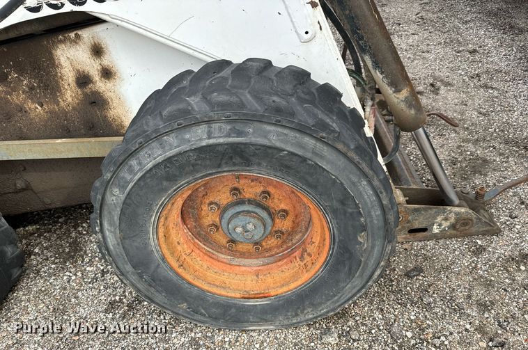 image for item NI9786 1999 Bobcat 873 skid steer loader