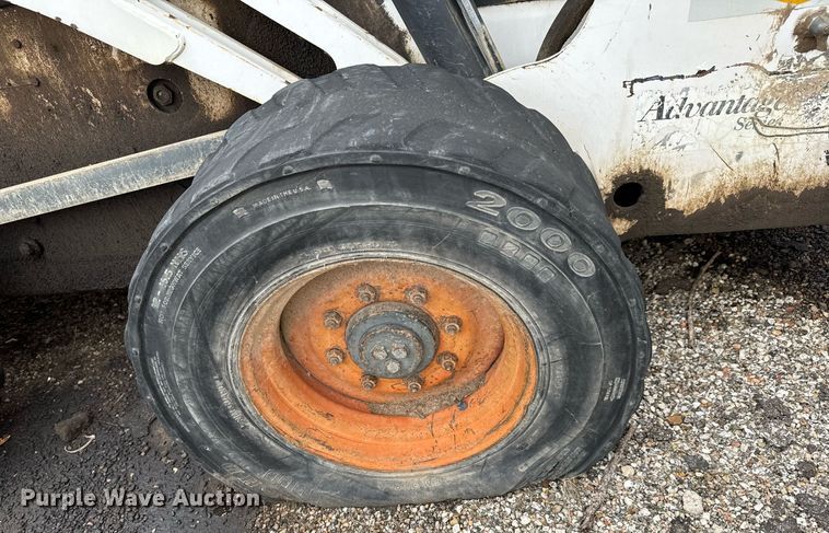 image for item NI9786 1999 Bobcat 873 skid steer loader