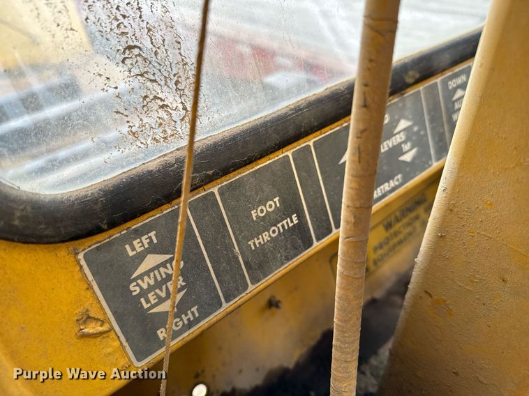 image for item NI9787 1971 International truck crane