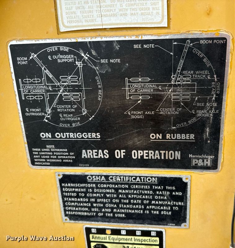 image for item NI9787 1971 International truck crane