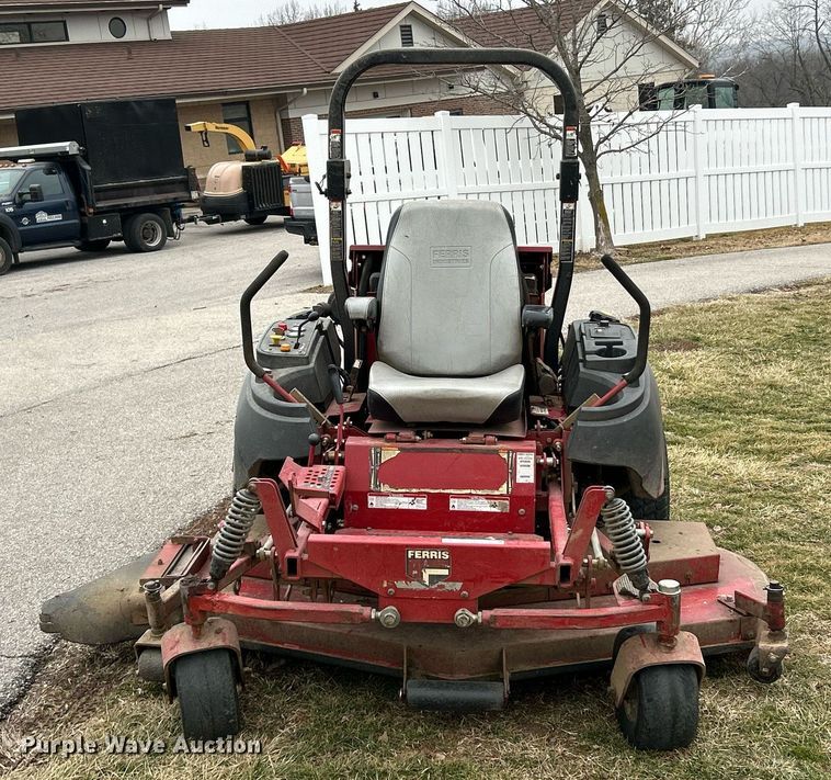 image for item NJ9528 Ferris  IS 5100Z ZTR lawn mower