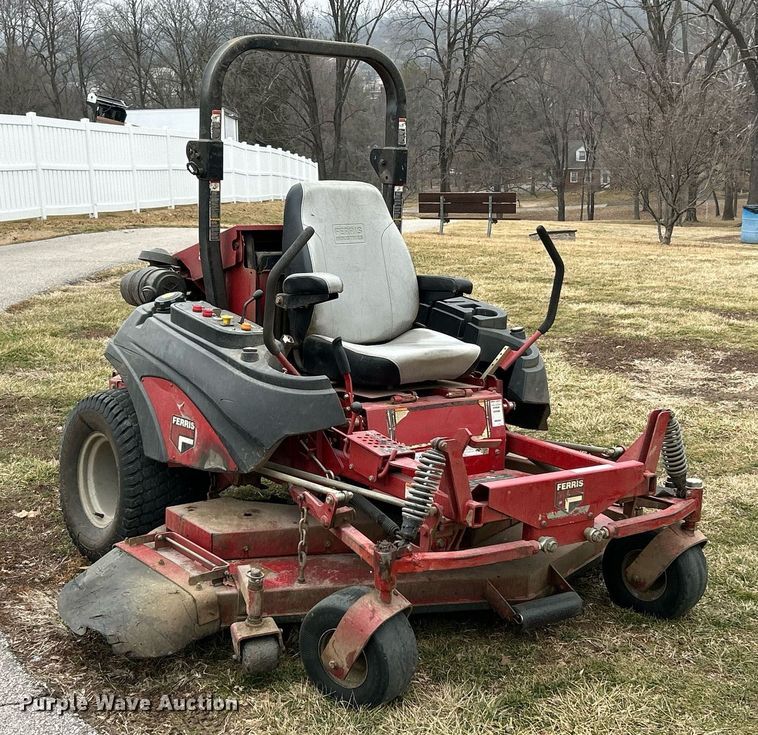 image for item NJ9528 Ferris  IS 5100Z ZTR lawn mower