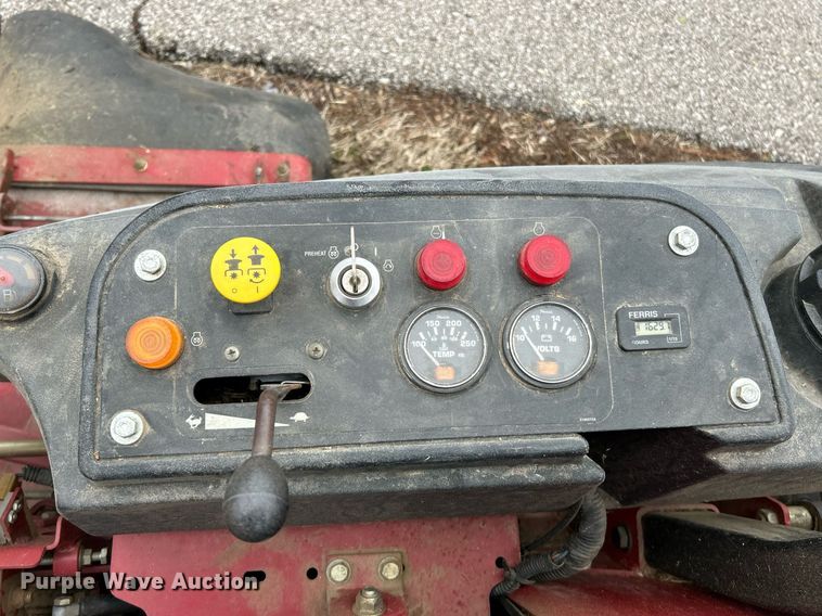 image for item NJ9528 Ferris  IS 5100Z ZTR lawn mower