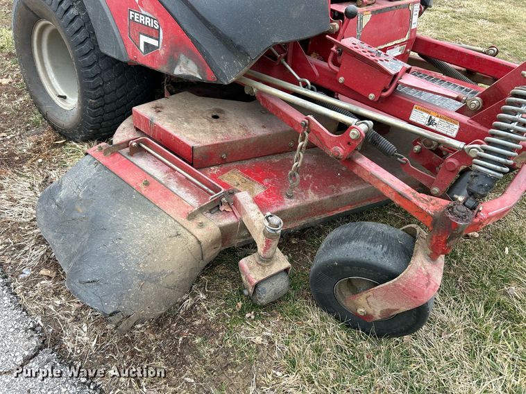 image for item NJ9528 Ferris  IS 5100Z ZTR lawn mower