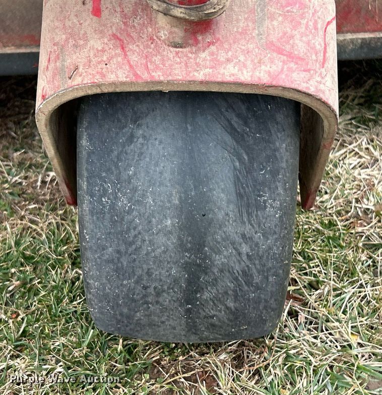 image for item NJ9528 Ferris  IS 5100Z ZTR lawn mower