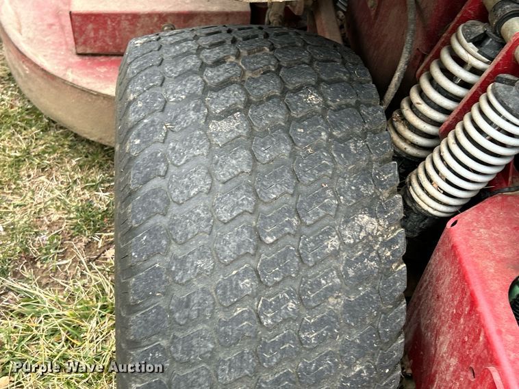 image for item NJ9528 Ferris  IS 5100Z ZTR lawn mower