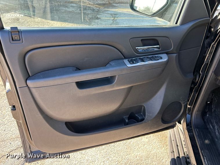 image for item NJ9529 2014 Chevrolet Tahoe Police SUV