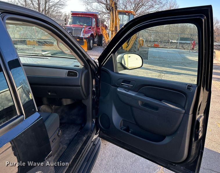 image for item NJ9529 2014 Chevrolet Tahoe Police SUV