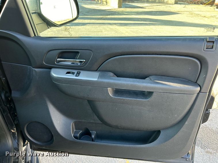 image for item NJ9529 2014 Chevrolet Tahoe Police SUV