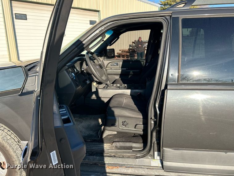 image for item NJ9530 2007 Ford Expedition XLT SUV