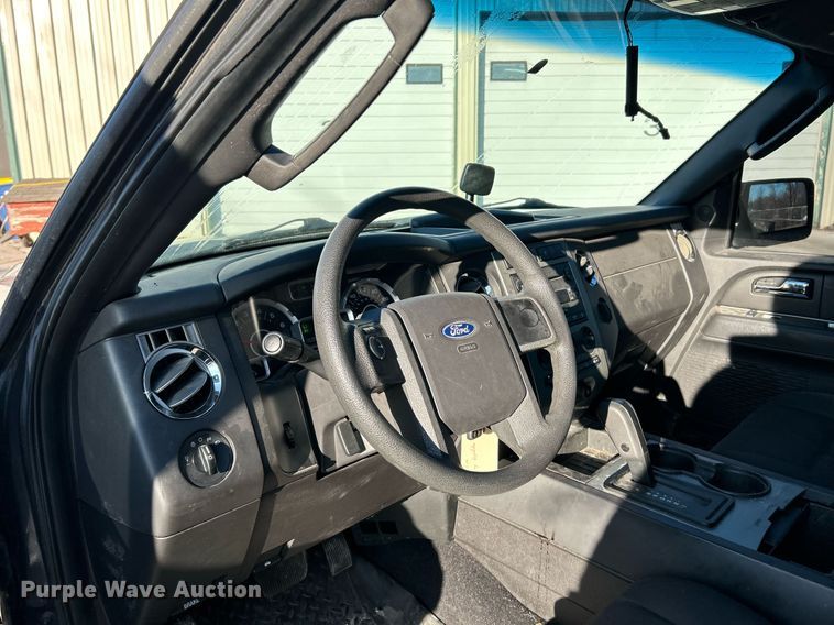 image for item NJ9530 2007 Ford Expedition XLT SUV