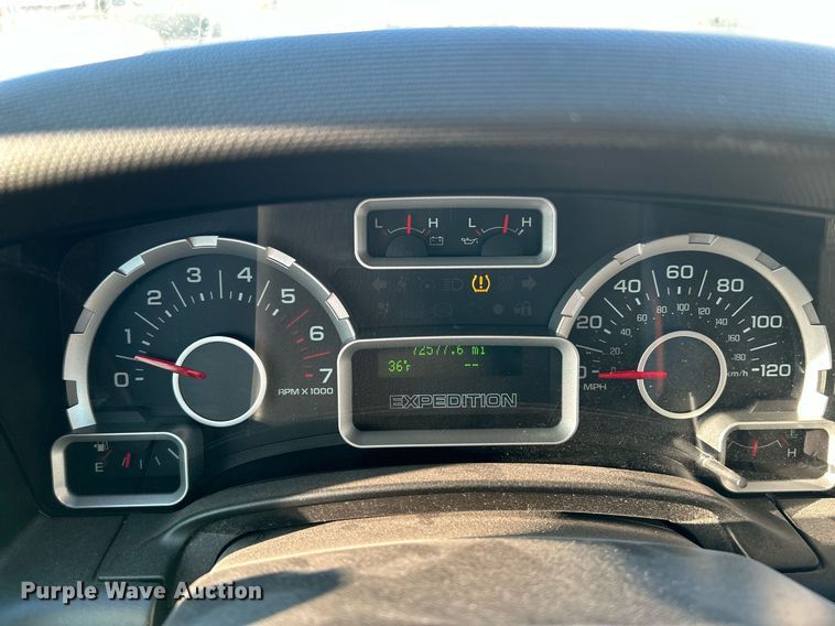 image for item NJ9530 2007 Ford Expedition XLT SUV