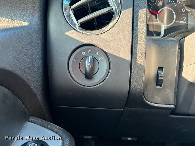 image for item NJ9530 2007 Ford Expedition XLT SUV