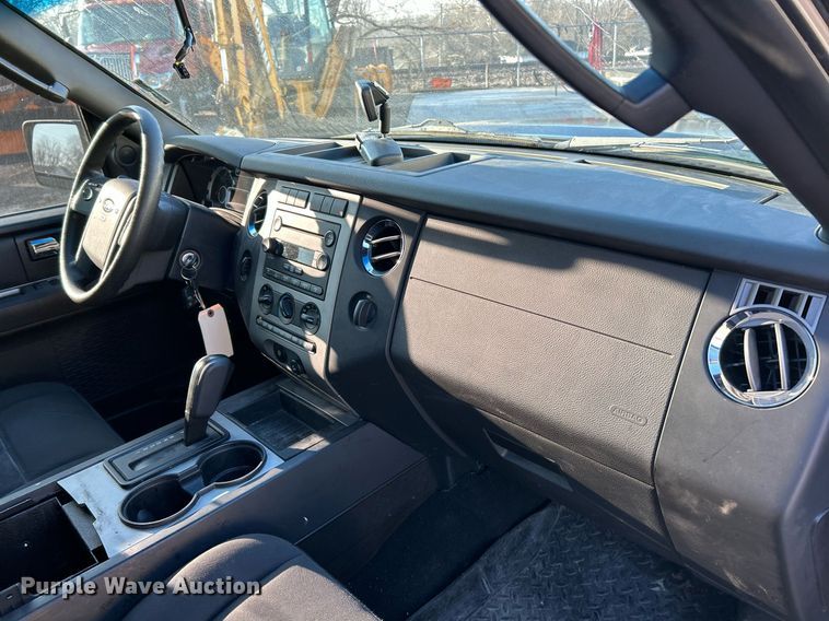 image for item NJ9530 2007 Ford Expedition XLT SUV