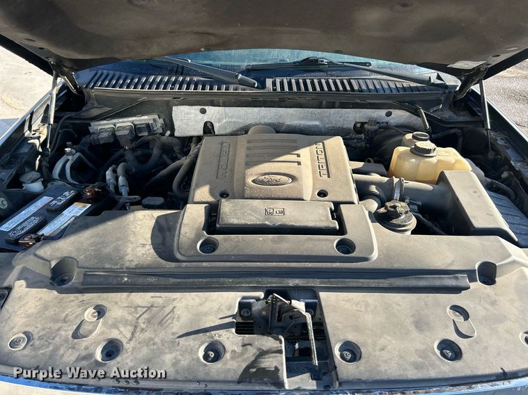 image for item NJ9530 2007 Ford Expedition XLT SUV