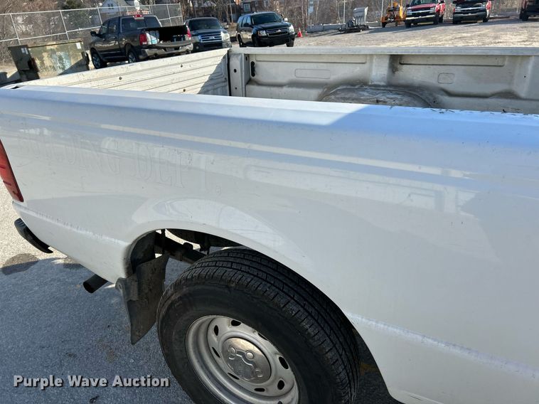 image for item NJ9531 2002 Ford Ranger  pickup truck